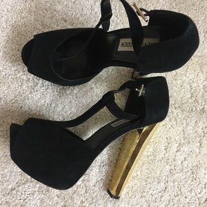 Platform gold heels